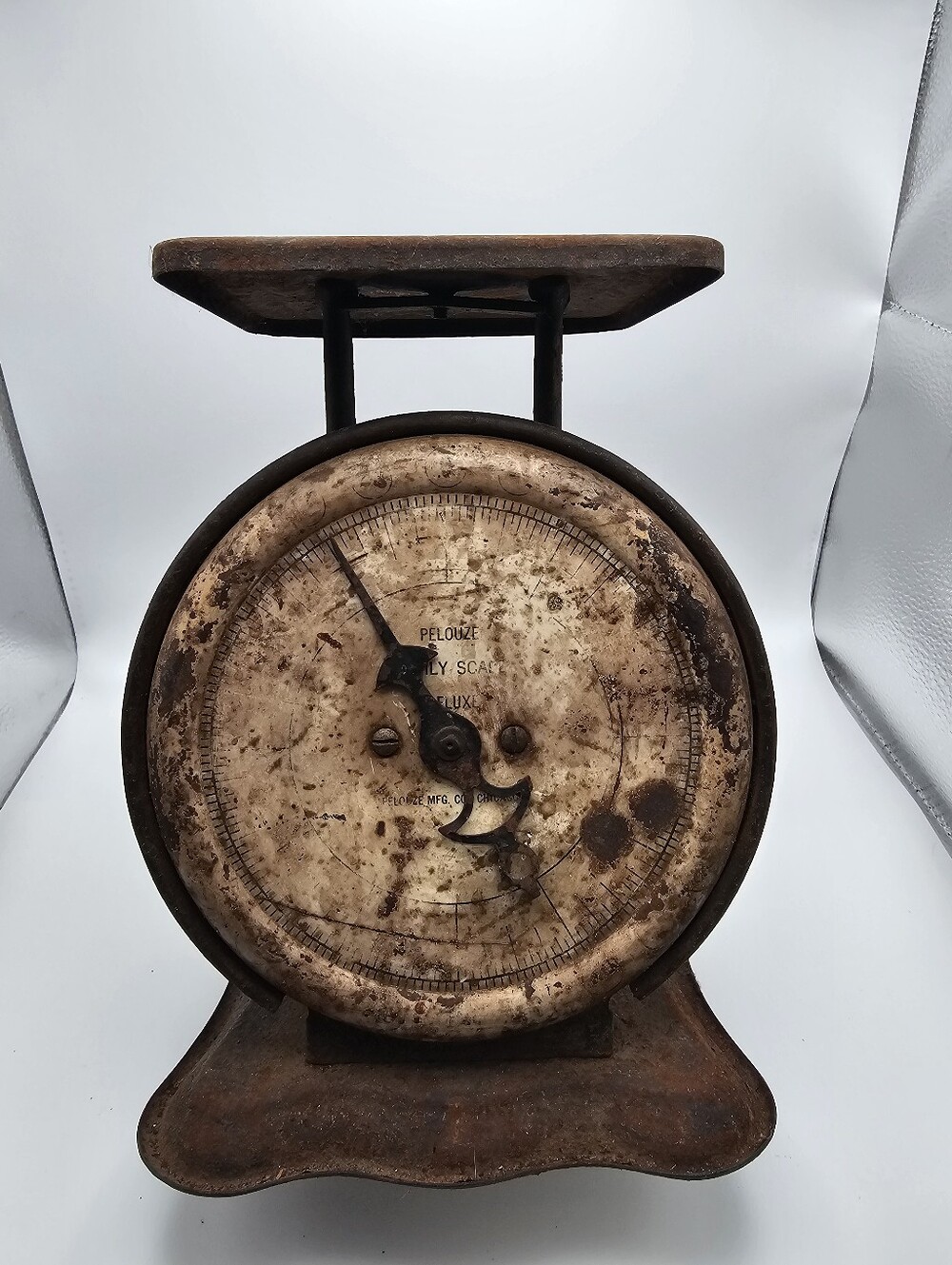Vintage Pelouze Kitchen Scale Delux— Rust Patina